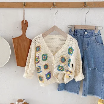 2023 Пролетния моден вязаный жилетка с цветя модел за момичета, детски вязаный пуловер за малки деца
