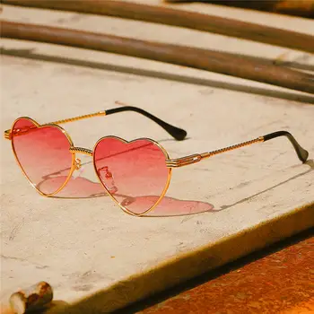 Дамски слънчеви очила с форма на сърце, vintage слънчеви очила в метални рамки, модни очила във формата на сърце, очила с UV400