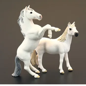Имитация на животински, на бял кон, мини-сцена 